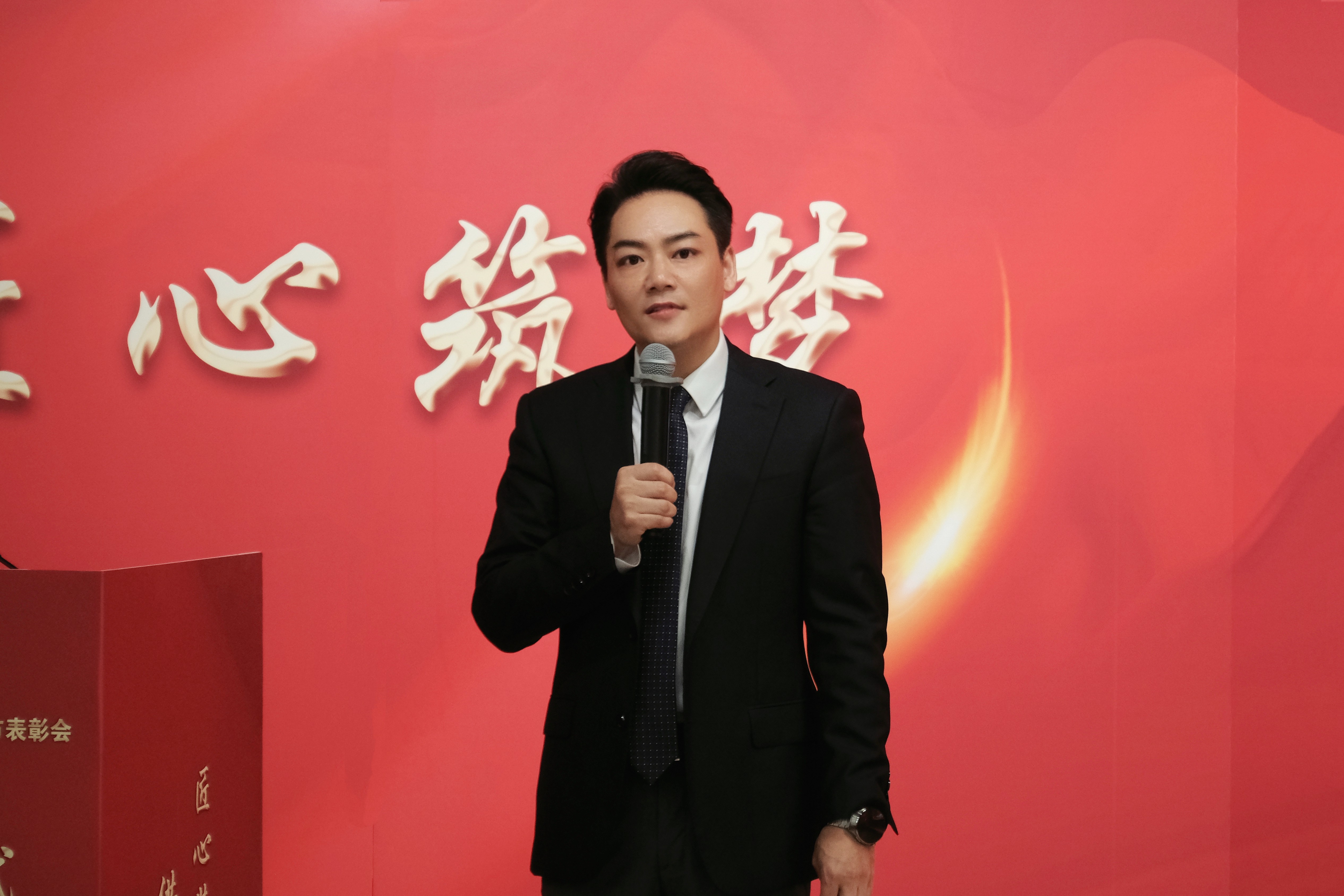 389b7ec208a7943a796786459e04c9e(1).jpg 389b7ec208a7943a796786459e04c9e(1).jpg